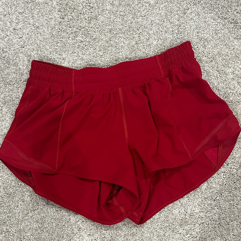 Lululemon Hotty Hot LR Short 2.5" Dark Red